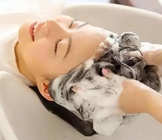 头发保持养分充足的条件是什么？